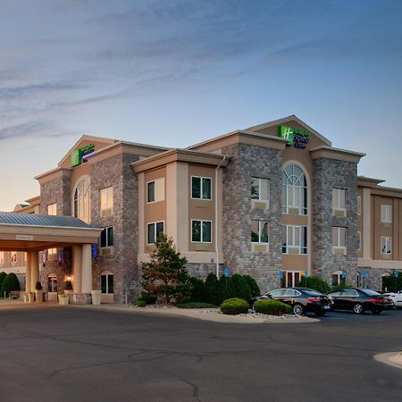 Holiday Inn Express Hotel & Suites Saginaw By Ihg Exterior foto
