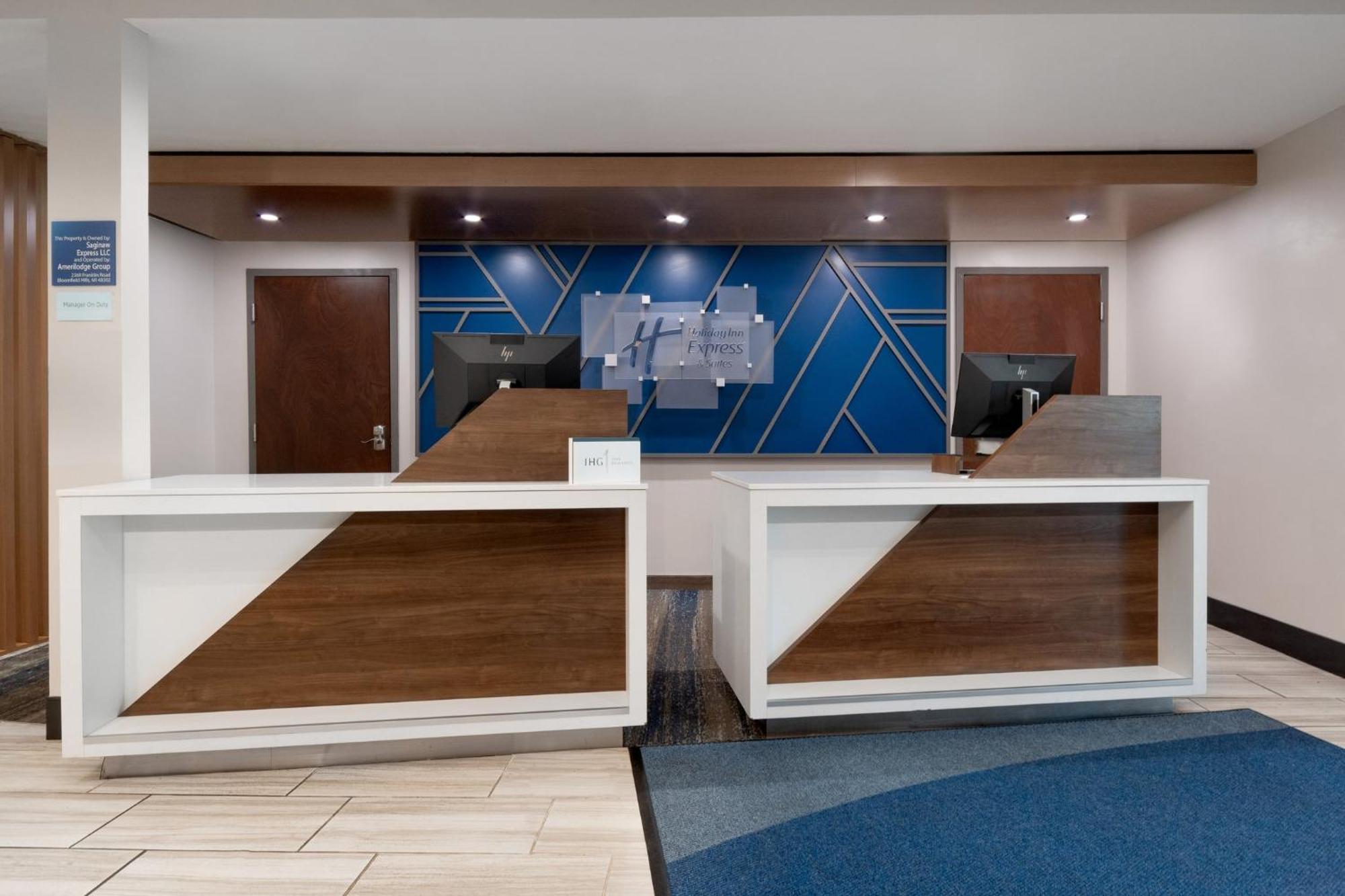 Holiday Inn Express Hotel & Suites Saginaw By Ihg Exterior foto